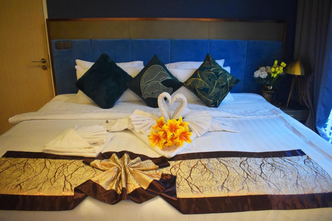 Star Skypool Klcc Apartment Kuala Lumpur Bagian luar foto